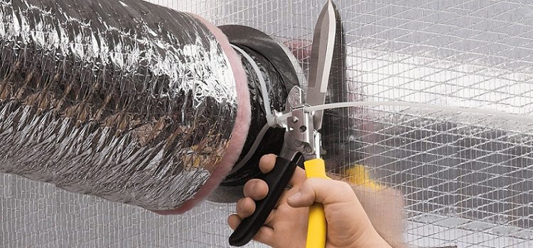 Монтаж утепленной вентиляционной трубы